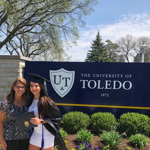 Meet your Posher, Kelly - Picture 5 of 7